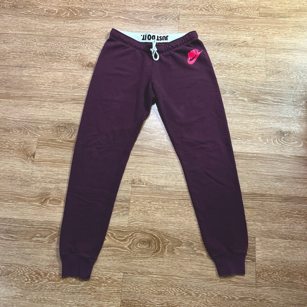 NIKE JOGGERS